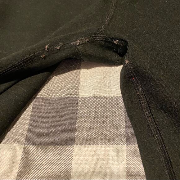 Fabletics Salar Powerhold Mesh Panel Capri Leggings Women's Size Small Black - Picture 6 of 10